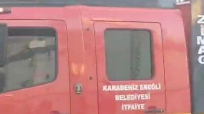 Ereğli ilçesine bağlı Abalı Mahallesi’nde meydana gelen yangında bir ev,