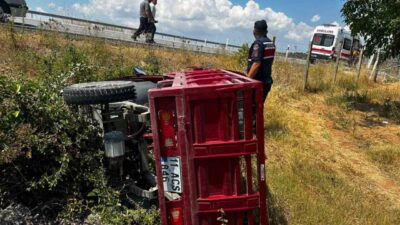 Bilecik’te bir elektrikli motosiklet, Bilecik-Bursa karayolu Necmiye köyü yakınlarında seyir