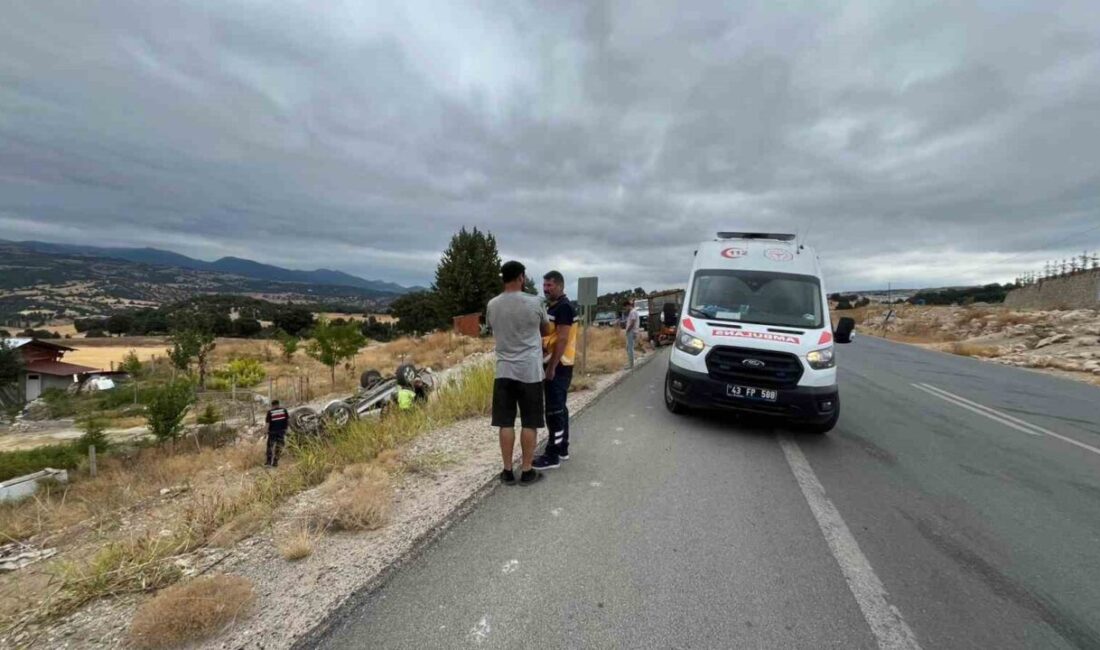Kütahya’nın Emet ilçesinde meydana gelen trafik kazasında biri çocuk olmak