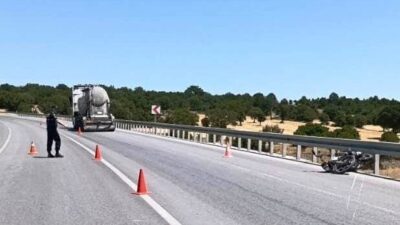 Kütahya’nın Emet ilçesinde beton mikseri ile motosikletin çarpışması sonucu meydana