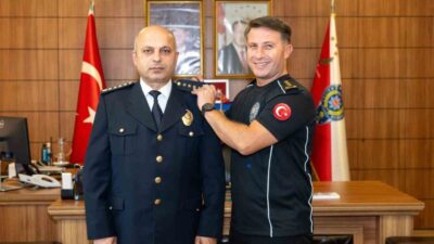Bilecik Emniyet Müdürü İlhami Araali, yükseltilen rütbesini almıştır. Bilecik İl