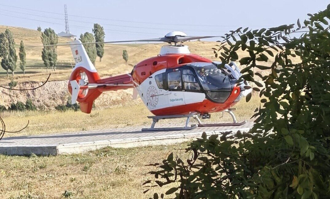 Van’ın Erciş ilçesinde yaşanan bir olayda, rahatsızlanan 77 yaşındaki bir