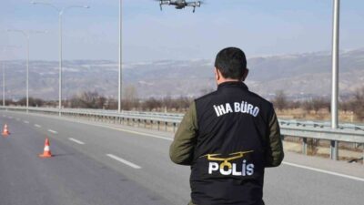 Erzincan’da, polis ekipleri tarafından trafik kazalarının azaltılması ve sürücülerin trafik