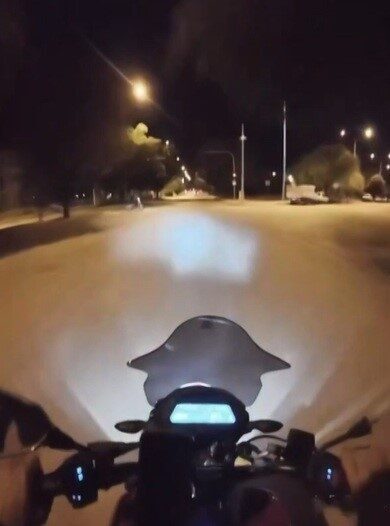 Erzincan’da meydana gelen bir kaza, kask kamerası tarafından kaydedildi. Olay,