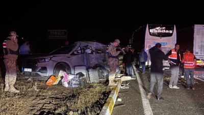Erzincan’da meydana gelen trafik kazasında, bir yolcu otobüsü ile bir