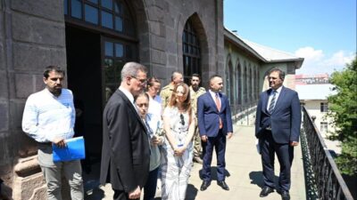 Erzurum Valisi Aydın Baruş, eski Mareşal Fevzi Çakmak Askeri Hastanesi