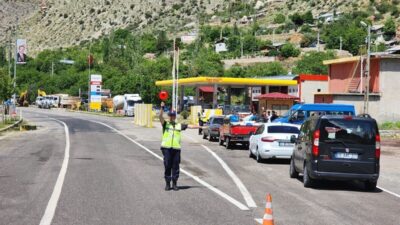Erzurum’da, Jandarma ekipleri bir ay içerisinde gerçekleştirdikleri operasyonlarda, arama kararı