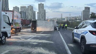 Esenyurt O-3 TEM bağlantı yolunda meydana gelen trafik kazasında 11