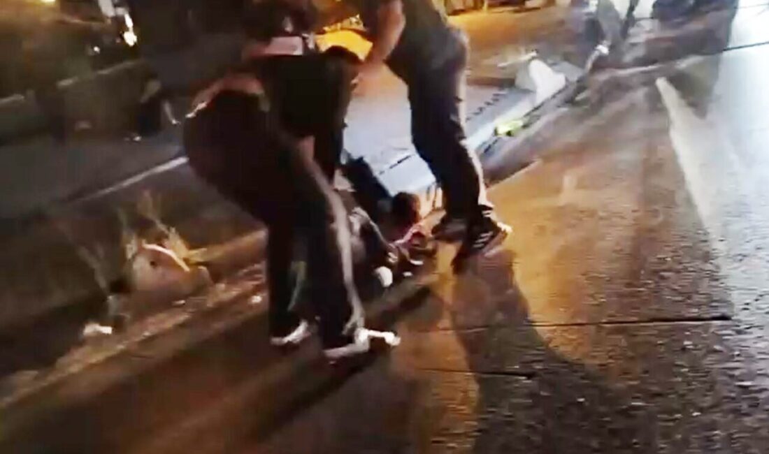 Esenyurt’ta dün akşam saatlerinde meydana gelen olayda, Yeşilkent Mahallesi’nde iki