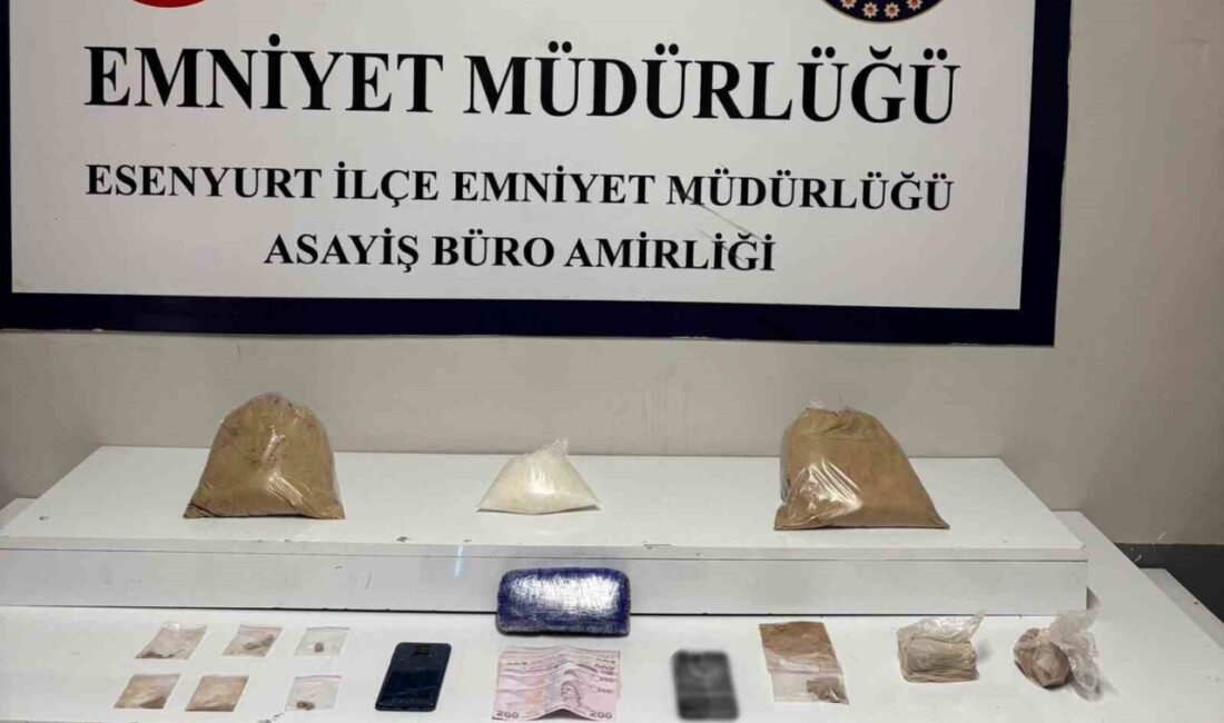 Esenyurt’ta polis tarafından gerçekleştirilen operasyonda 7,5 kilogram uyuşturucu madde bulundu