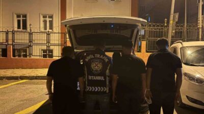 Esenyurt’ta bir sürücü, aracından inerek başka bir sürücüye saldırdı ve