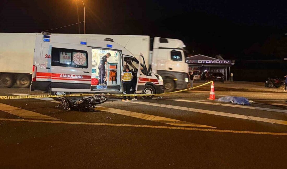 Pozantı ilçesinde meydana gelen trafik kazasında, bir otomobil ile motosiklet