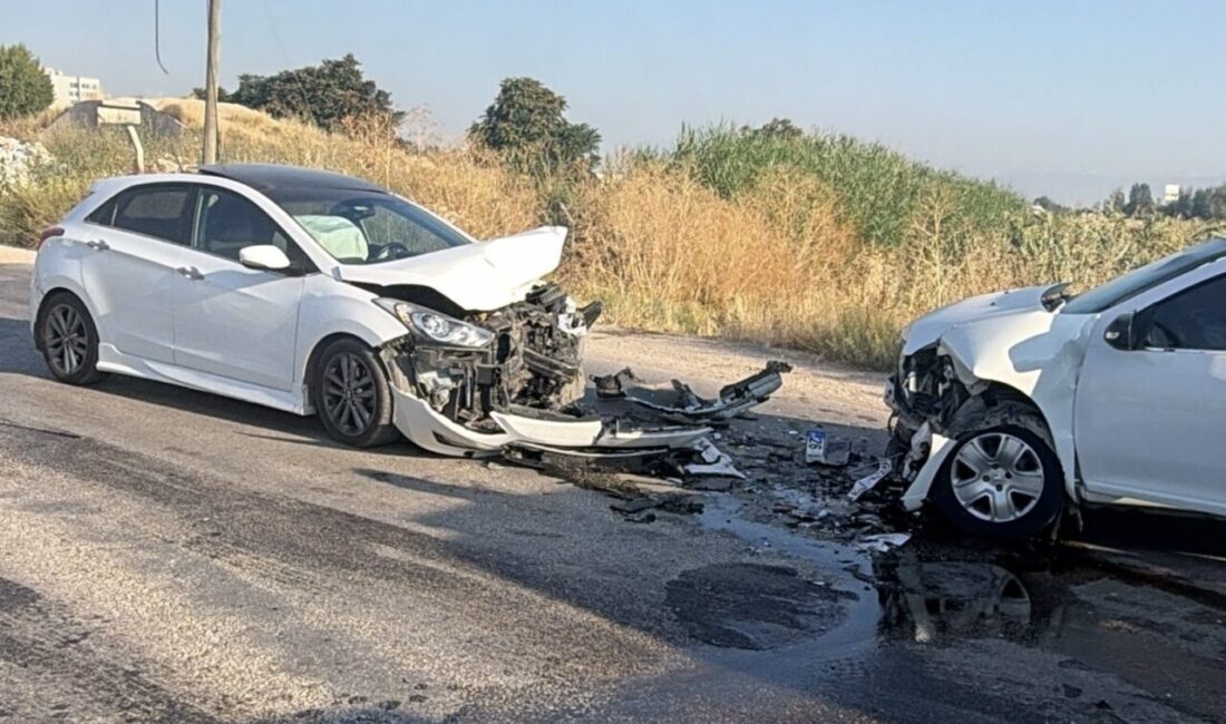 Odunpazarı ilçesinde yaşanan bir trafik kazasında iki aracın kafa kafaya