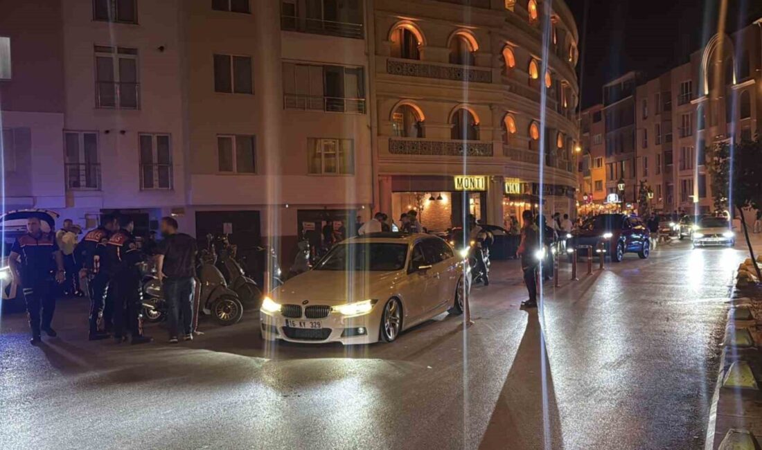 Eskişehir’de, Genez Sokak’ta araç gürültüsüne yönelik gerçekleştirilen yoğun denetimlerde, İl
