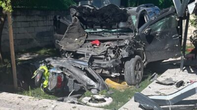 Erzincan’ın Akyazı Mahallesi’nde meydana gelen bir trafik kazasında, bir sürücü