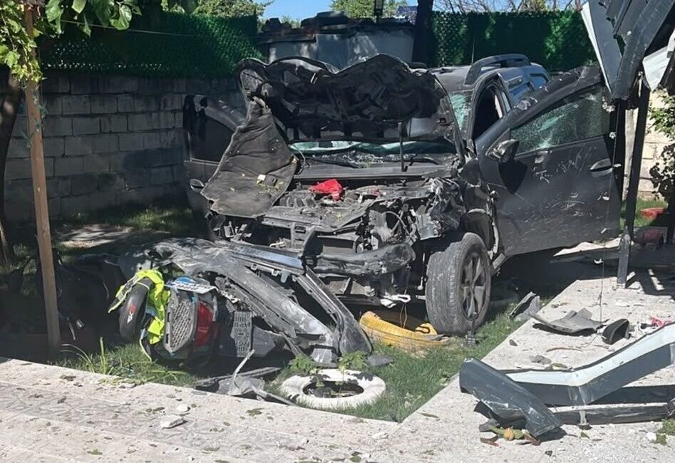 Erzincan’ın Akyazı Mahallesi’nde meydana gelen bir trafik kazasında, bir sürücü