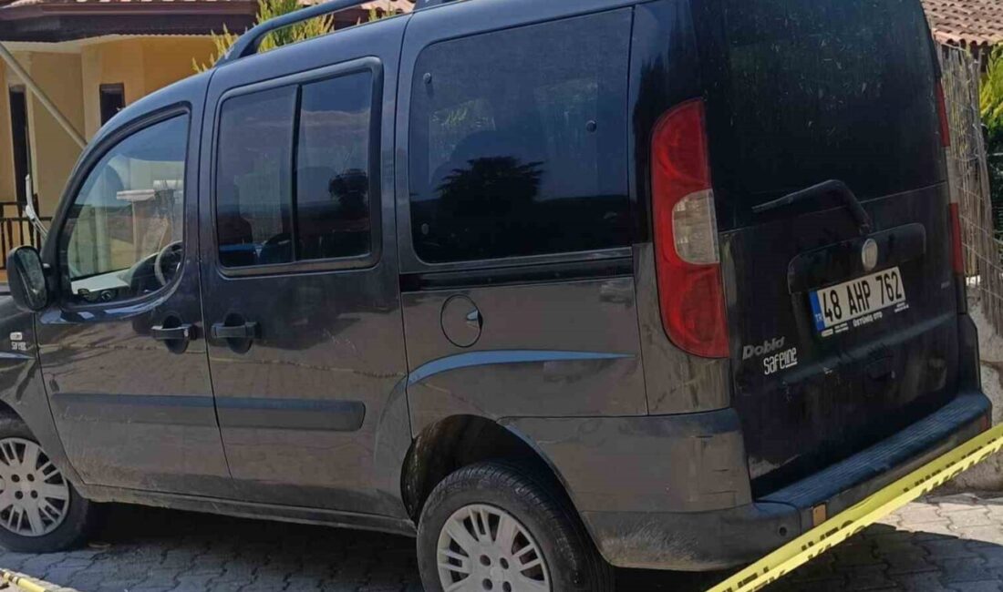 Muğla’nın Ula ilçesine bağlı Gökova Mahallesi’nde bir evin önünden çalınan