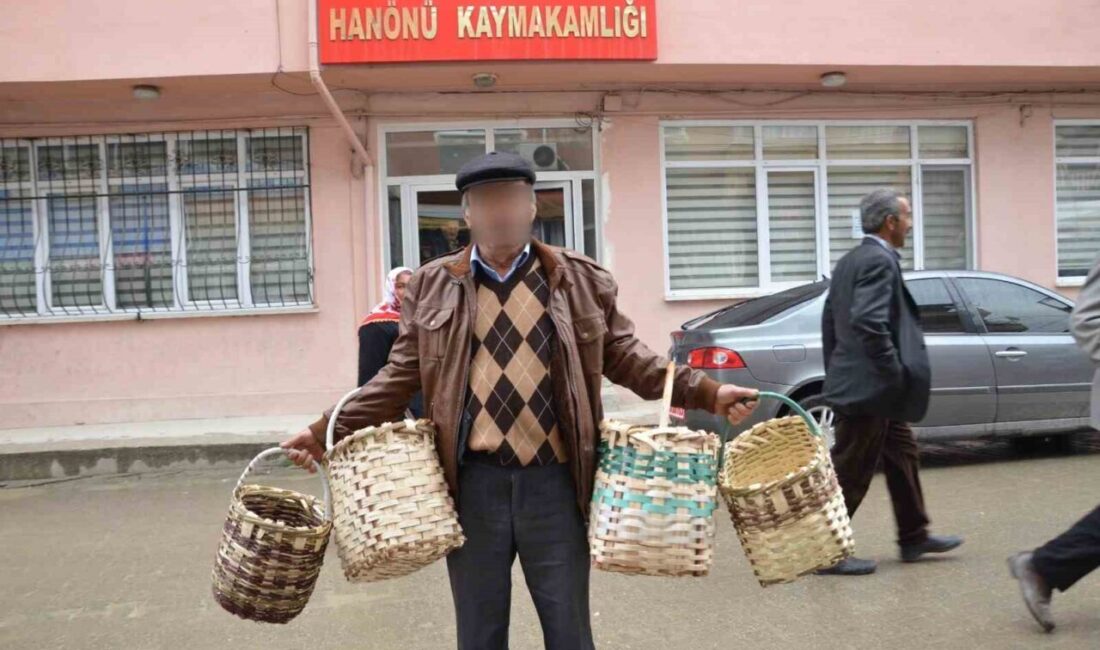 Kastamonu’nun Hanönü ilçesinde yaşayan bir kişi, yakınları tarafından evinde vurulmuş