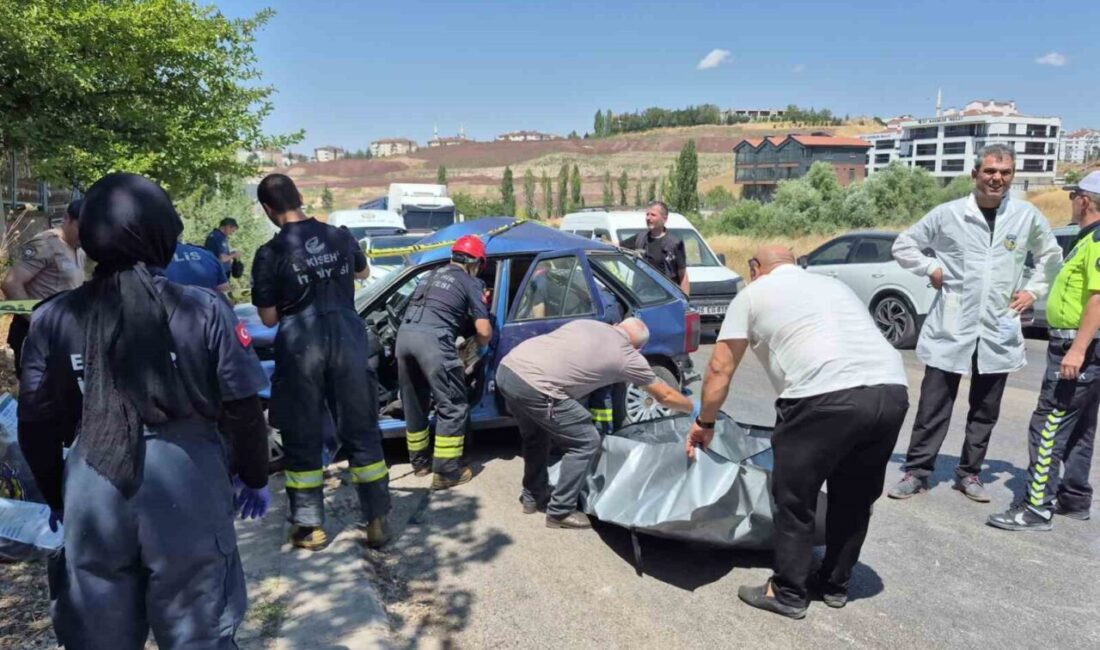 Eskişehir’de meydana gelen korkunç trafik kazasında, 3 aracın karıştığı olayda
