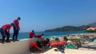 Fethiye’de tandem yamaç paraşütü uçuşu sırasında yaşanan bir kaza sonucunda,