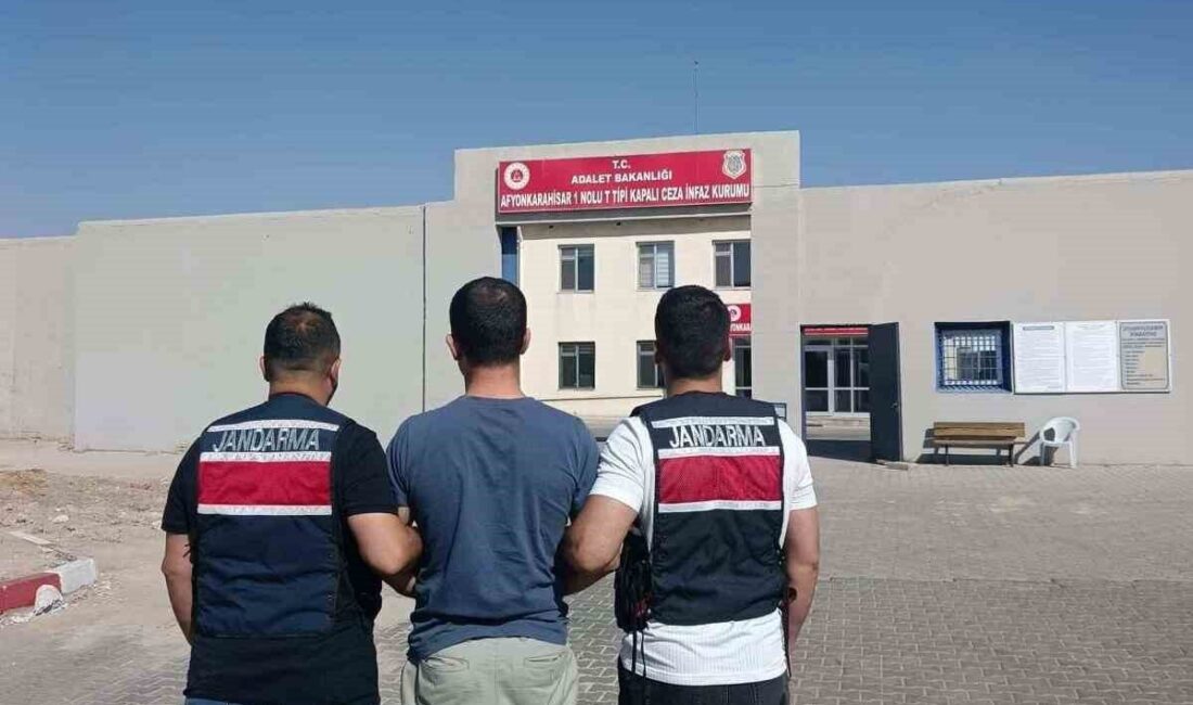 Afyonkarahisar’da, Fethullahçı Terör Örgütüne (FETÖ) üyelik suçundan 6 yıl 8