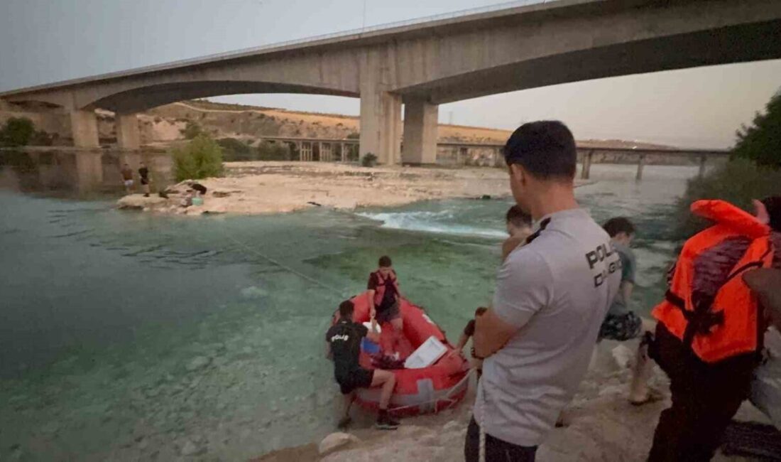 Fırat Nehri’nin Adıyaman-Şanlıurfa il sınırındaki kesiminde su seviyesinin hızla yükselmesi