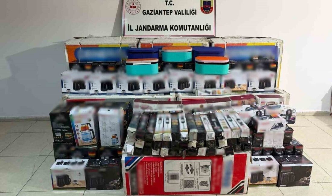 Gaziantep’te Jandarma ekipleri tarafından gerçekleştirilen operasyonda bir iş yerinde ve