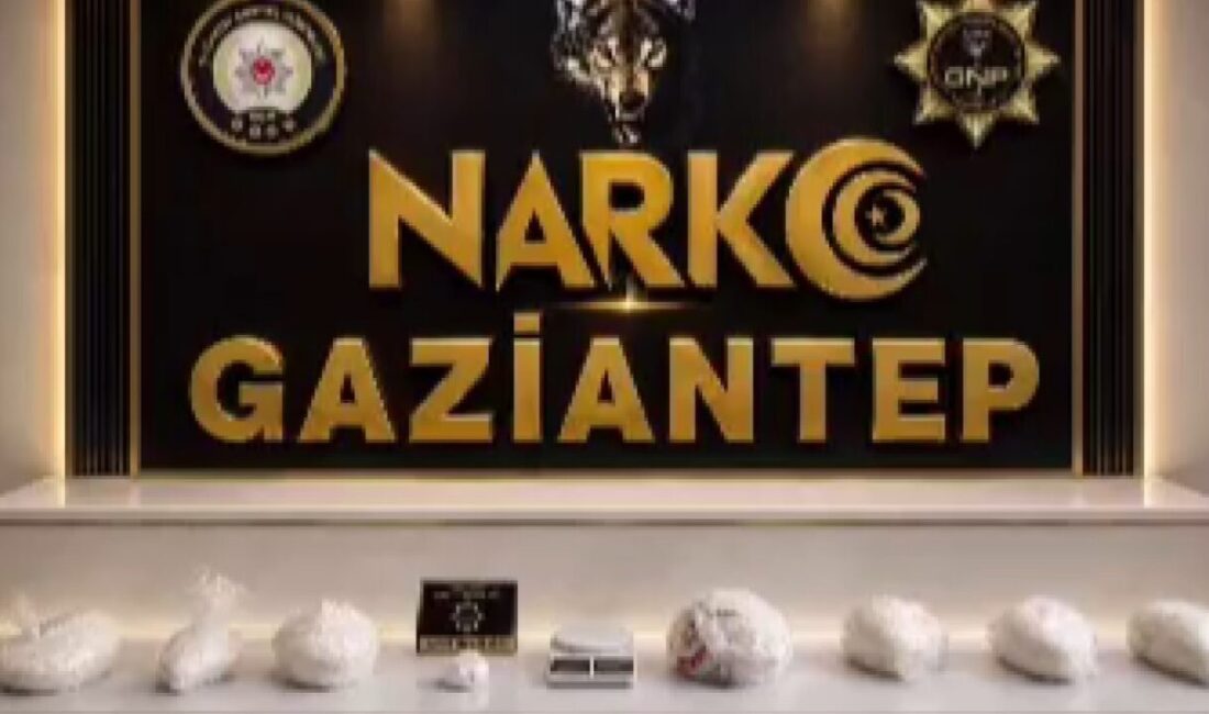 Gaziantep’te polis ekipleri tarafından gerçekleştirilen operasyonda 7 kilogram metamfetamin ve