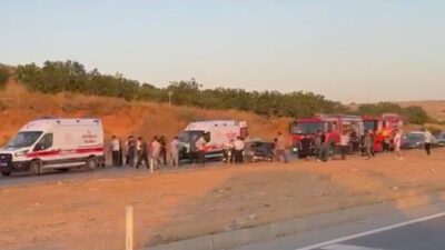 Gaziantep’te sabahın erken saatlerinde meydana gelen trafik kazasında 3 kişi