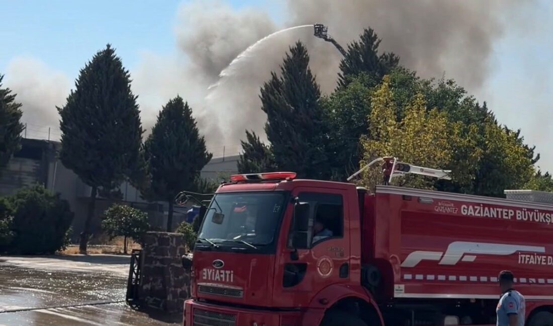 Gaziantep’te bulunan bir tekstil fabrikasında meydana gelen ve hızla yayılan