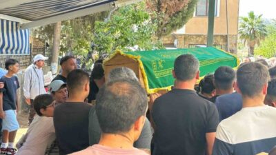 Gökçeada’nın Gökçeada ilçesinde, 2 gün önce park halindeki bir araca