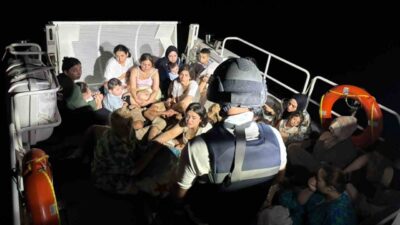 Ula ilçesi, Gökova Körfezi’nde seyir halinde olan bir yelkenli teknede