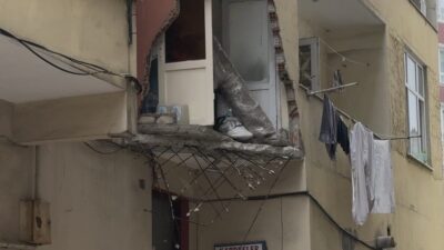 İstanbul’un Güngören ilçesinde, gece geç saatlerde 5 katlı bir binanın