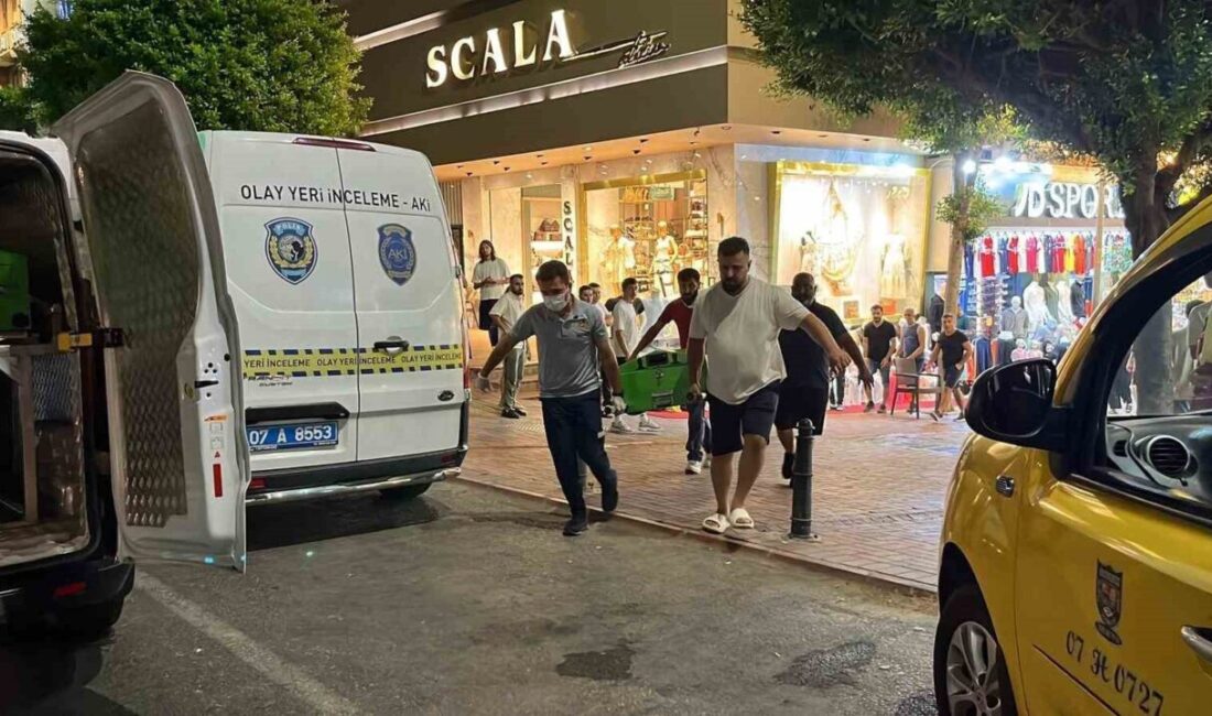 İsveç vatandaşı bir kadın turist, Antalya’nın Alanya ilçesinde yer alan