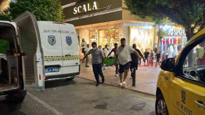 İsveç vatandaşı bir kadın turist, Antalya’nın Alanya ilçesinde yer alan