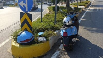 Manavgat ilçesinde meydana gelen bir trafik kazasında motosiklet sürücüsü yaralandı.