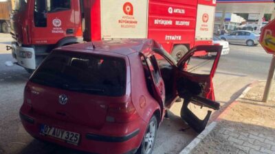 Antalya’nın Aksu ilçesinde tır ile otomobilin çarpışması sonucu meydana gelen