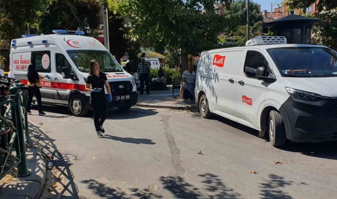 Eskişehir’de bir ambulansın vakaya müdahale etmek için ilerlediği sırada, İstiklal