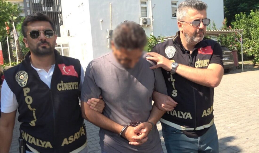 Antalya Havalimanı 2. Terminal otoparkında, daha önce tanıştığı Gürcistan vatandaşı