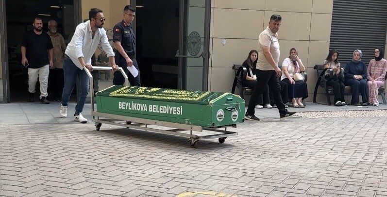 Eskişehir’in Beylikova ilçesinde, dün akşam saatlerinde meydana gelen acı bir