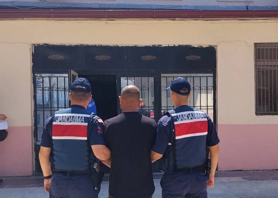 Samsun’un Havza ilçesinde jandarma ekipleri tarafından yapılan bir yol kontrolü