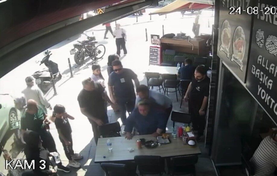 Konya’da son zamanlarda yaşanan bir olayda bir kadının yemek yerken