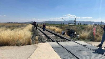 Afyonkarahisar ilinde meydana gelen bir tren kazasında, bir kişi öldü