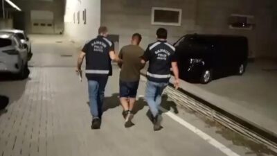 Samsun’un Canik ilçesinde düzenlenen bir operasyonda, hırsızlık suçundan aranan ve