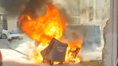 Denizli’nin Pamukkale ilçesinde, bir hurdacıdan metal yaylarını çıkarmak amacıyla ateşe