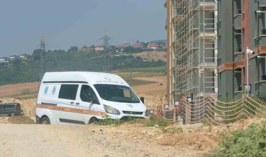 İnegöl ilçesinde bulunan bir site inşaatında çalışan 60 yaşındaki bir