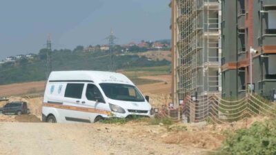 İnegöl ilçesinde bulunan bir site inşaatında çalışan 60 yaşındaki bir