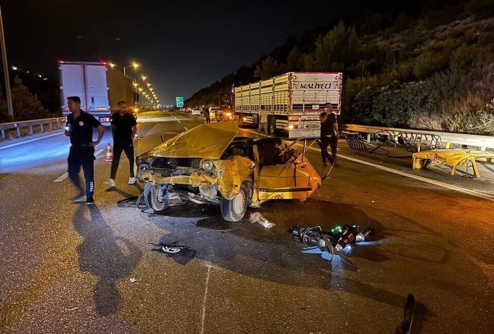 İskenderun ilçesinde meydana gelen trafik kazasında 3 kişi yaralandı. Kaza,