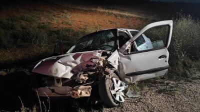 Isparta’nın Yalvaç ilçesinde meydana gelen trafik kazasında 3 kişi yaralandı.