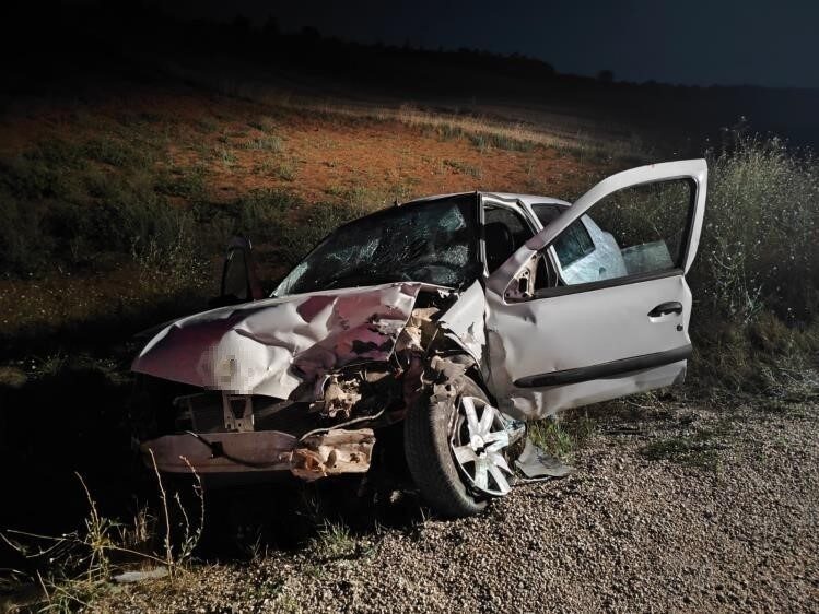 Isparta’nın Yalvaç ilçesinde meydana gelen trafik kazasında 3 kişi yaralandı.